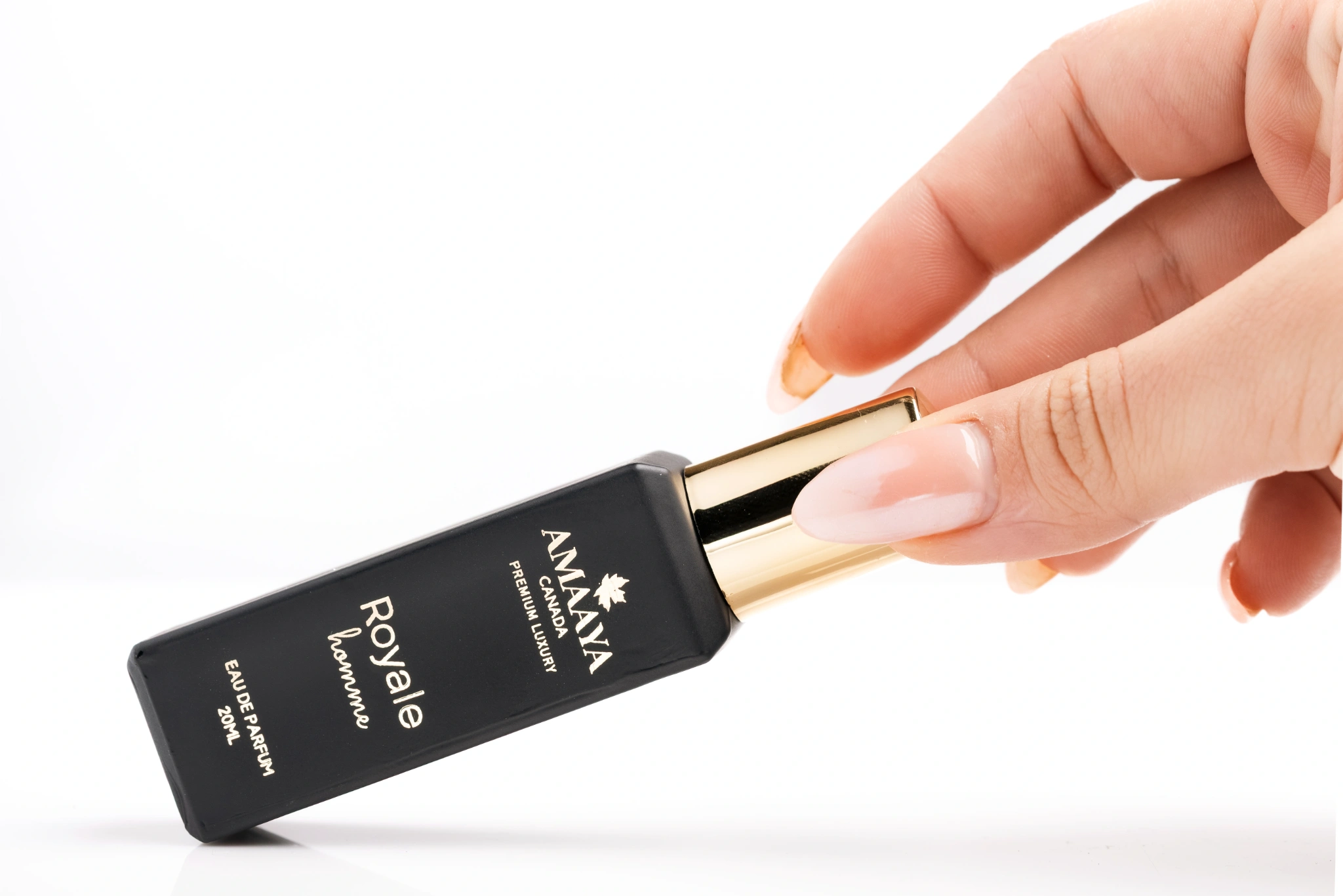 Royale Homme – Strong Woody Spicy The Perfume Story