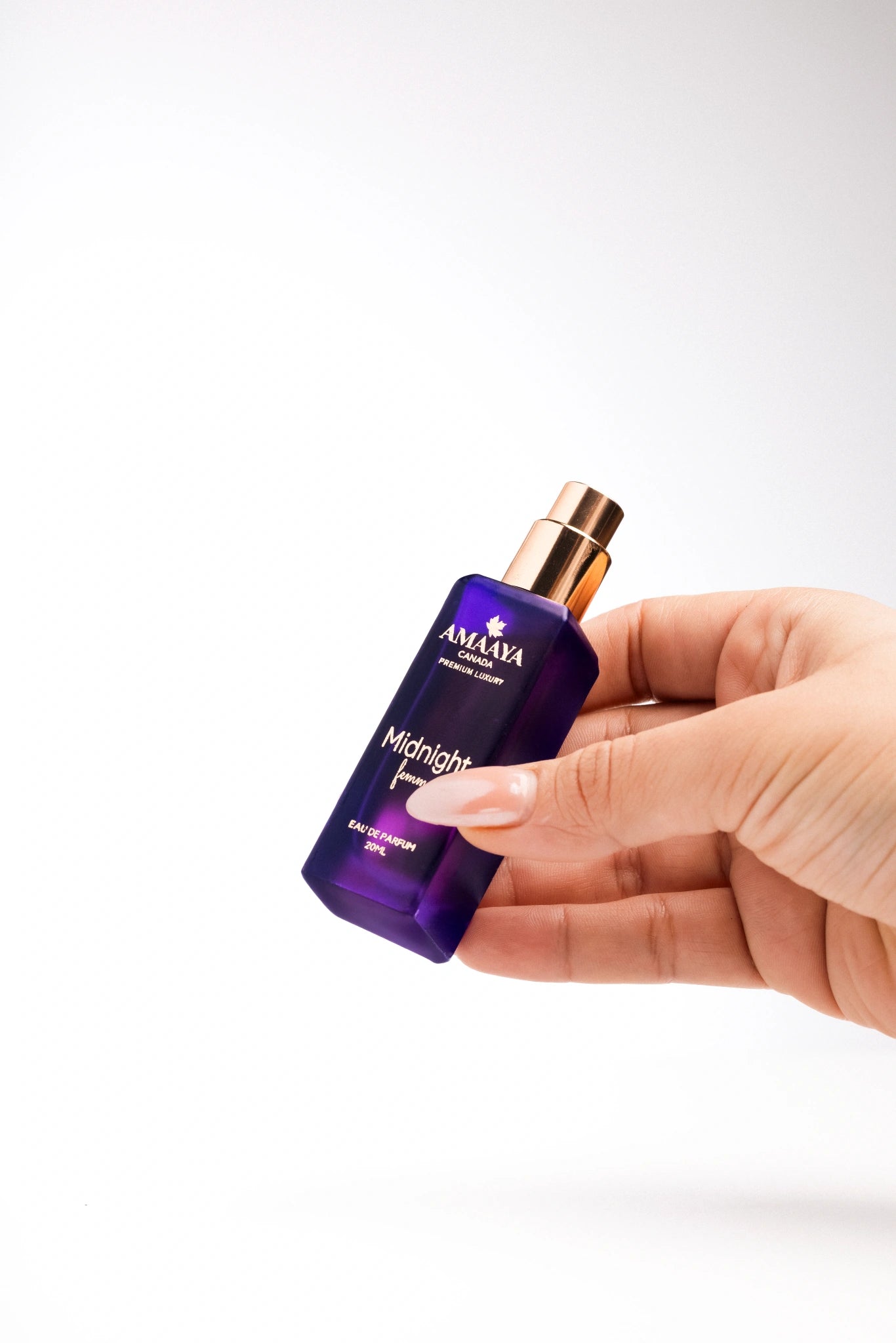 Midnight Femme – Mysterious Sweet Divine The Perfume Story